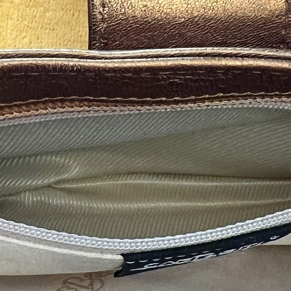 Gianni Carbotti Luxury Bronze Hand / Purse - Picture 9 of 10